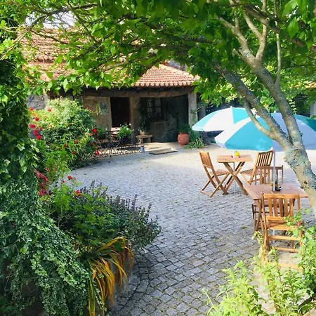 Quinta Padre Lobo Санта-Мария-да Фейра