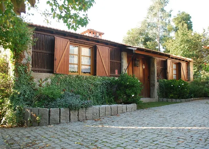 Quinta Padre Lobo * Santa Maria Da Feira